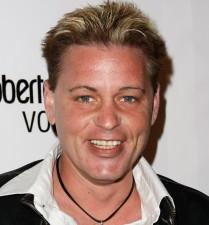2010__03__corey_haim_march11 209&#215;2251.jpg