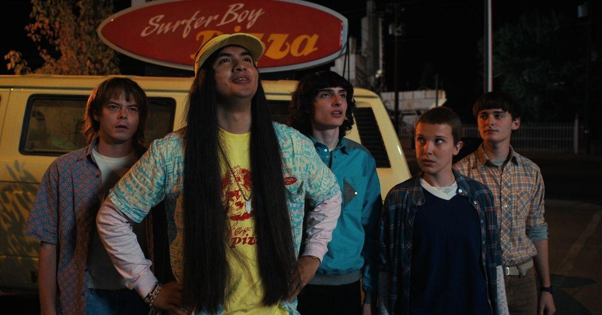 Photo of Finn Wolfhard, Noah Schnapp, Eduardo Franco, Millie Bobby Brown and Charlie Heaton
