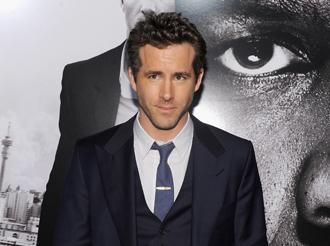 Ryan Reynolds accidentally gave Denzel Washington 2 black eyes