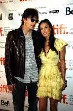 2009__09__okdemiashton 149×225.jpg