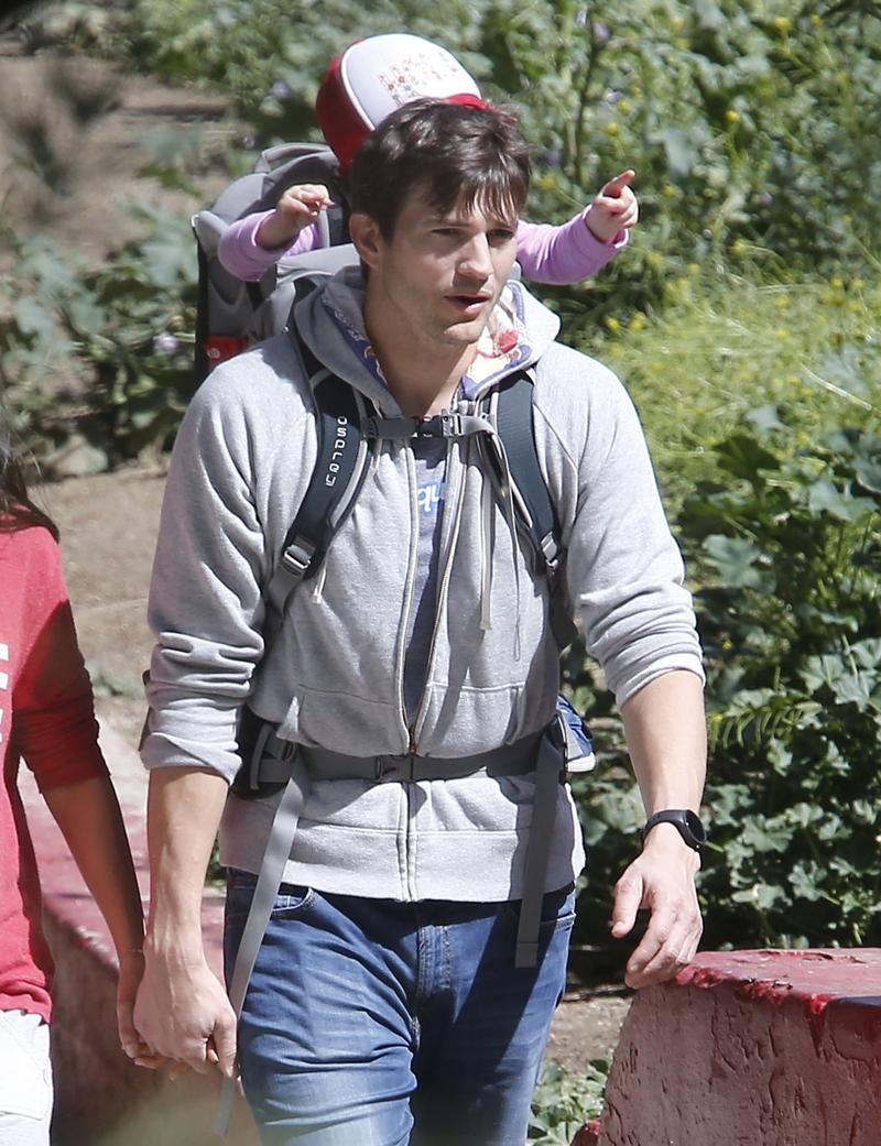 Exclusive&#8230; Mila Kunis &amp; Ashton Kutcher Take Wyatt Out For A Hike