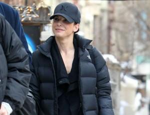 2011__02__sandra_bullock_feb4_22a 300×230.jpg