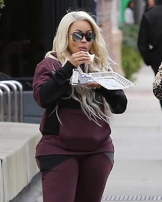 Blac Chyna Stops By A Law Office In Los Angeles