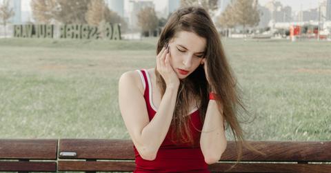 signs she is not interested how to recognize the signals and move on respectfullysigns she is not interested how to recognize the signals and move on respectfully