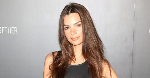 Emily Ratajkowski On Red Carpet for Story about Nede Baby Bump Selfie