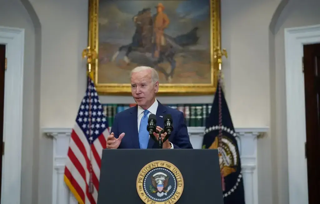 donald trump hits back at insurrectionist joe biden in unhinged rant