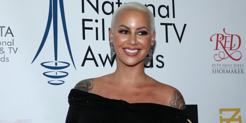 Amber Rose Puts On a Show in Vegas