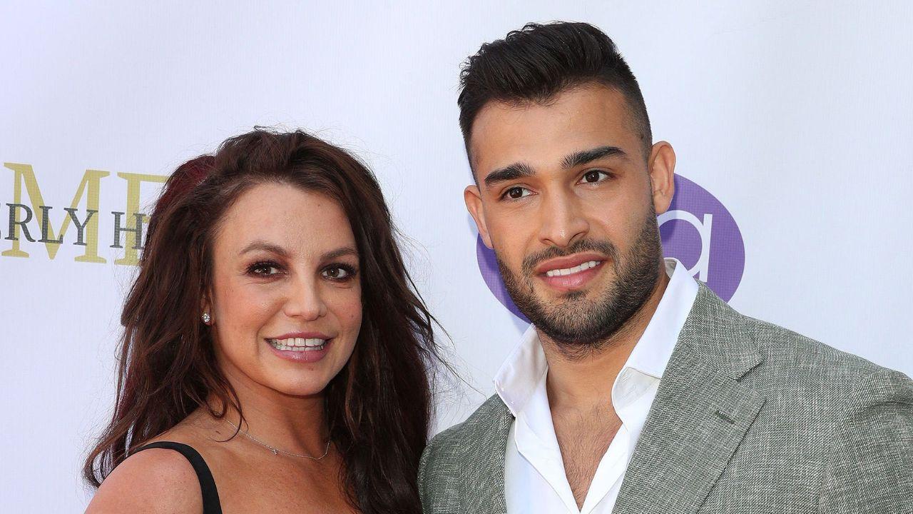 Photo of Britney Spears and Sam Asghari finalized their divorce in December 2024.