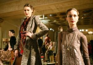 2011__02__Alice_Olivia_Feb15_2532 300×210.jpg