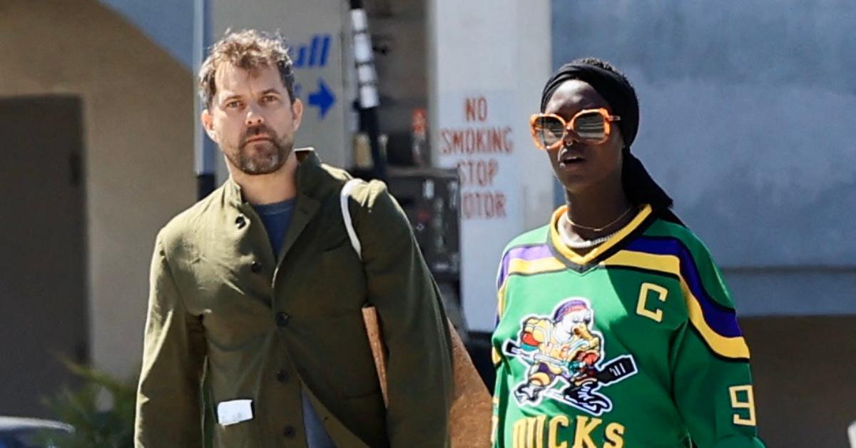 joshua jackson resents deadbeat dad divorce war jodie turner smith