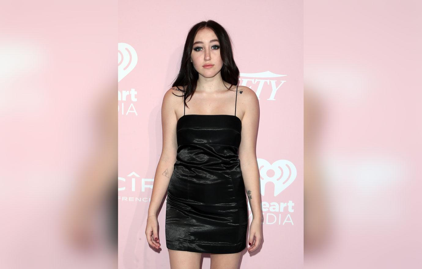 Noah cyrus black dress