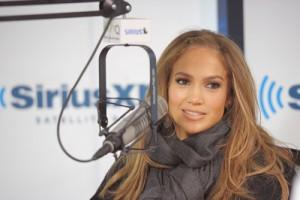 2011__02__jennifer_lopez_jan31_9 300×200.jpg