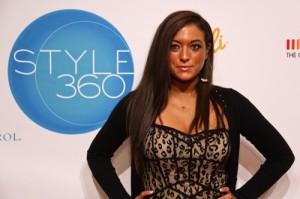 2011__09__bebe spring2012 5985 300×199.jpg