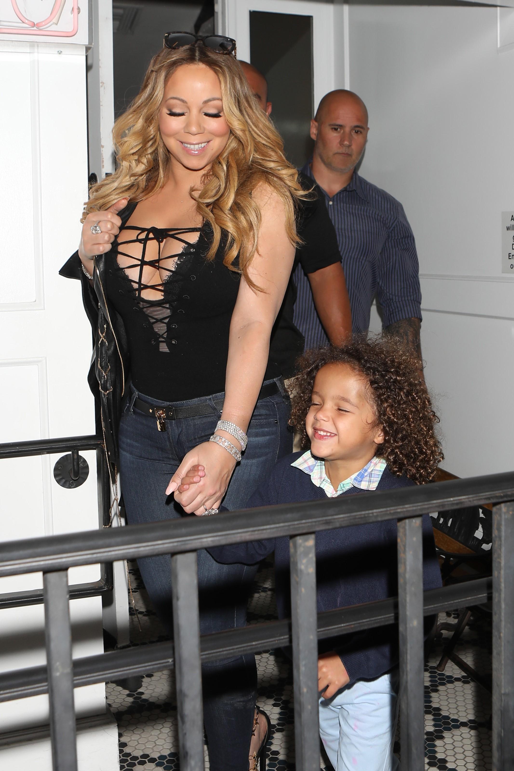 Amicable Exes! Mariah Carey and Nick Cannon have a family night out