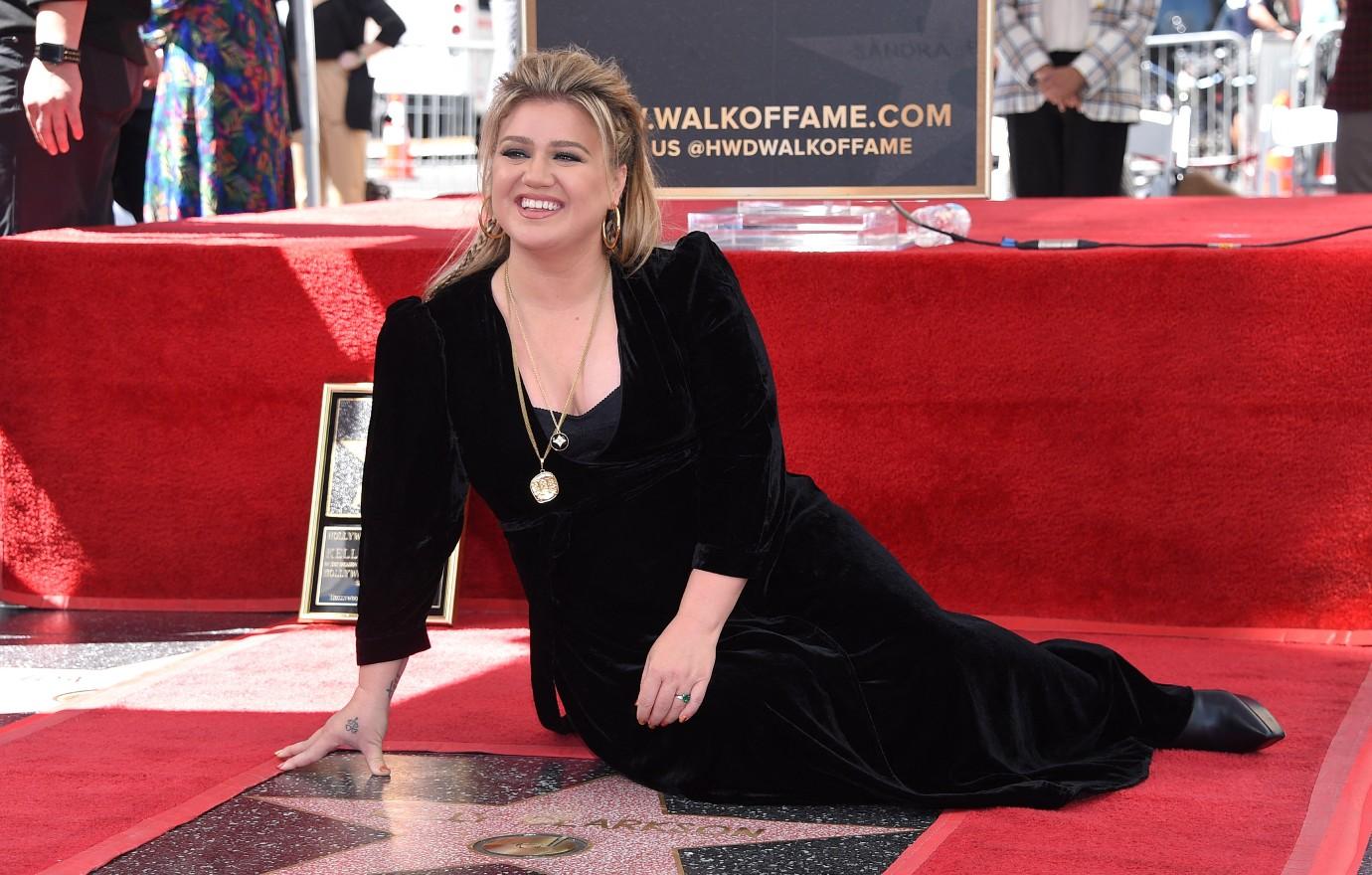 kelly clarkson kids former stepchildren star walk of fame