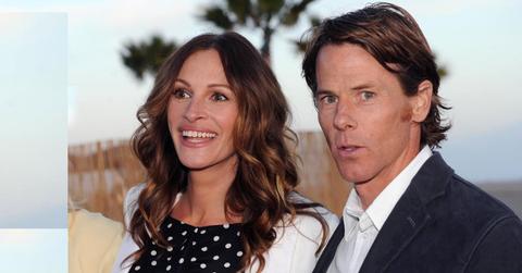 julia-ronberts-danny-moder-take-make-break-hawaii-trip-postpic