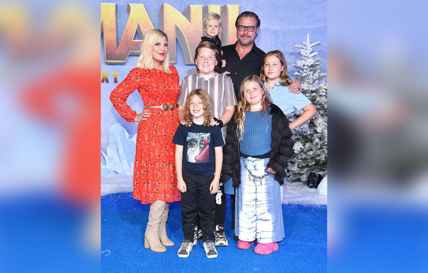 tori spelling shades dean mcdermott tumultuous marriage holding her back