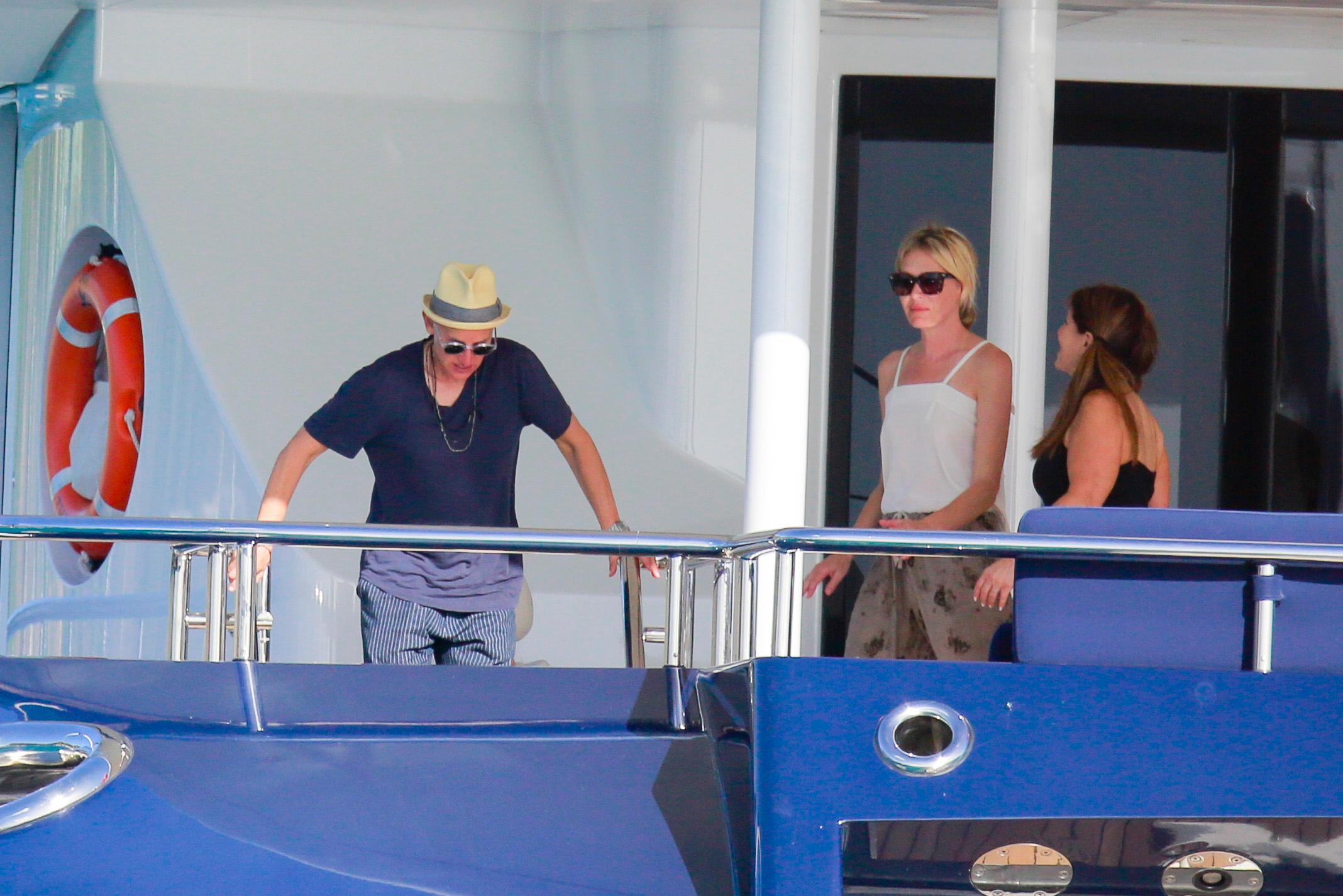 Harry Style and Kendall Jenner enjoy lunch with Ellen DeGenres aboard a Private Yacht in St Barth