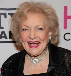 2010__07__betty_white_july27 280&#215;300.jpg