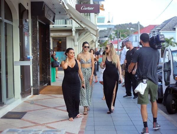 Kardashians vacation st barts6
