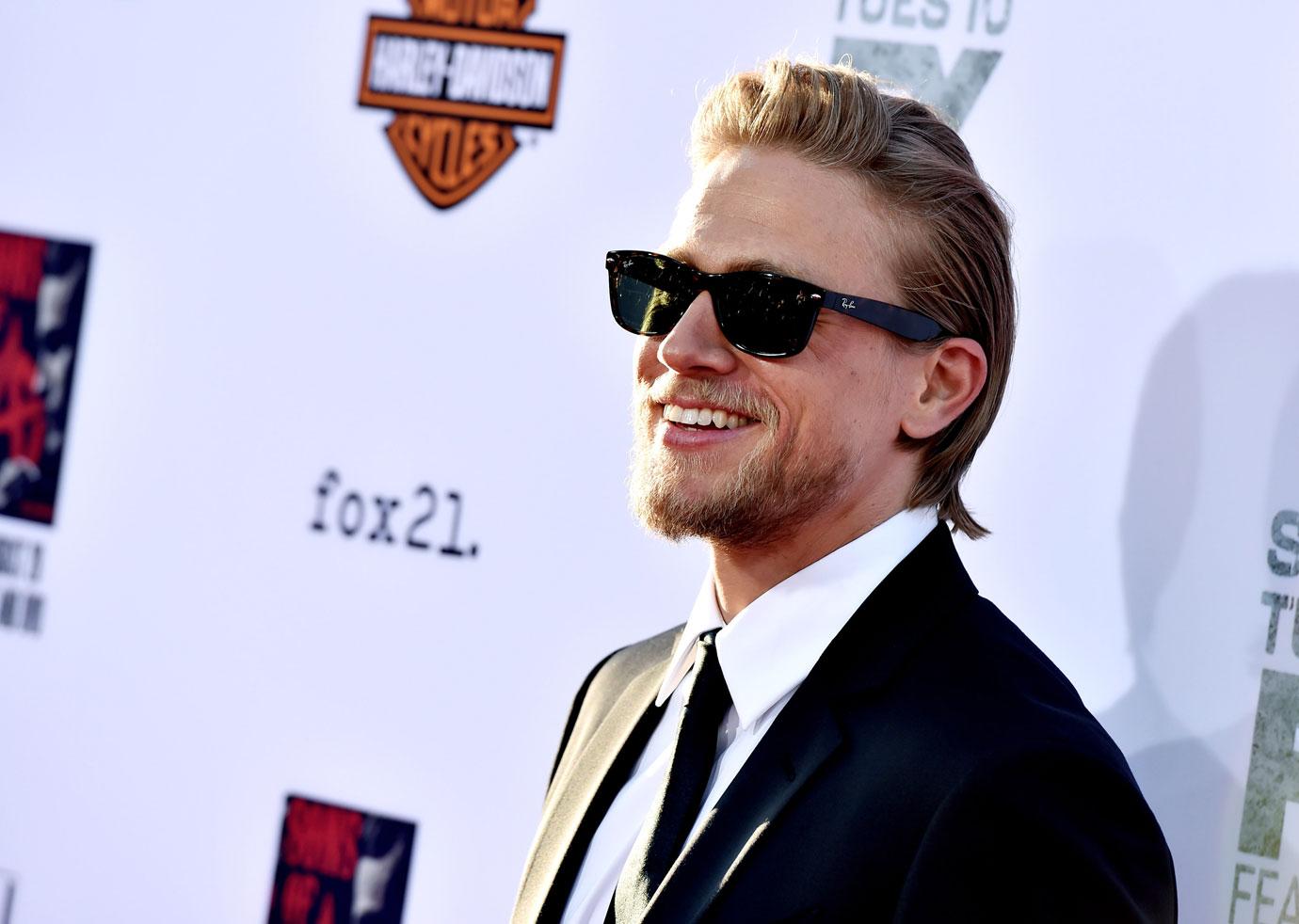 Charlie Hunnam King Arthur Hot Photos 12