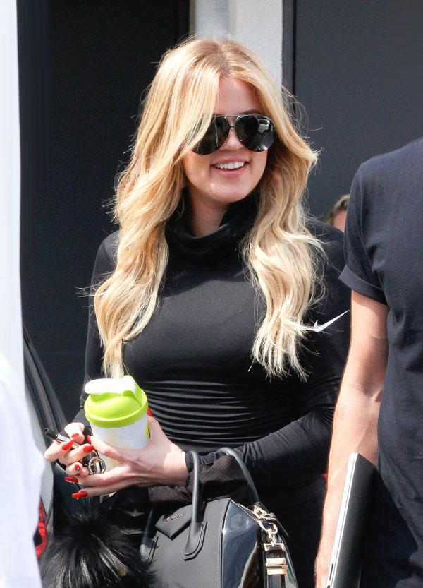 Khloe kardashian blonde hair4