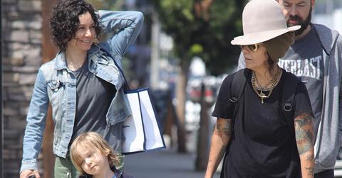 Sara gilbert linda perry take son walk hollywood main