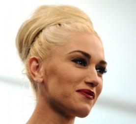 2011__03__Gwen_Stefani_March23news_01 277×300.jpg