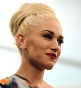 2011__03__Gwen_Stefani_March23news_01 277×300.jpg