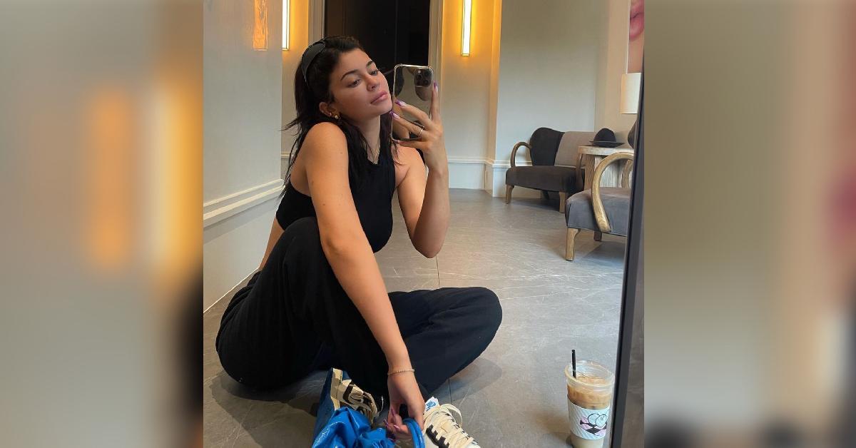 Kylie Jenner Without Makeup: Makeup-Free Selfies