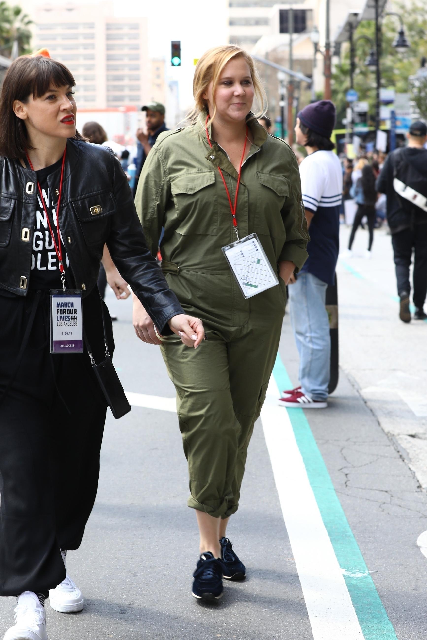 Amy Schumer marches at the anti gun “March For Our Lives” rally