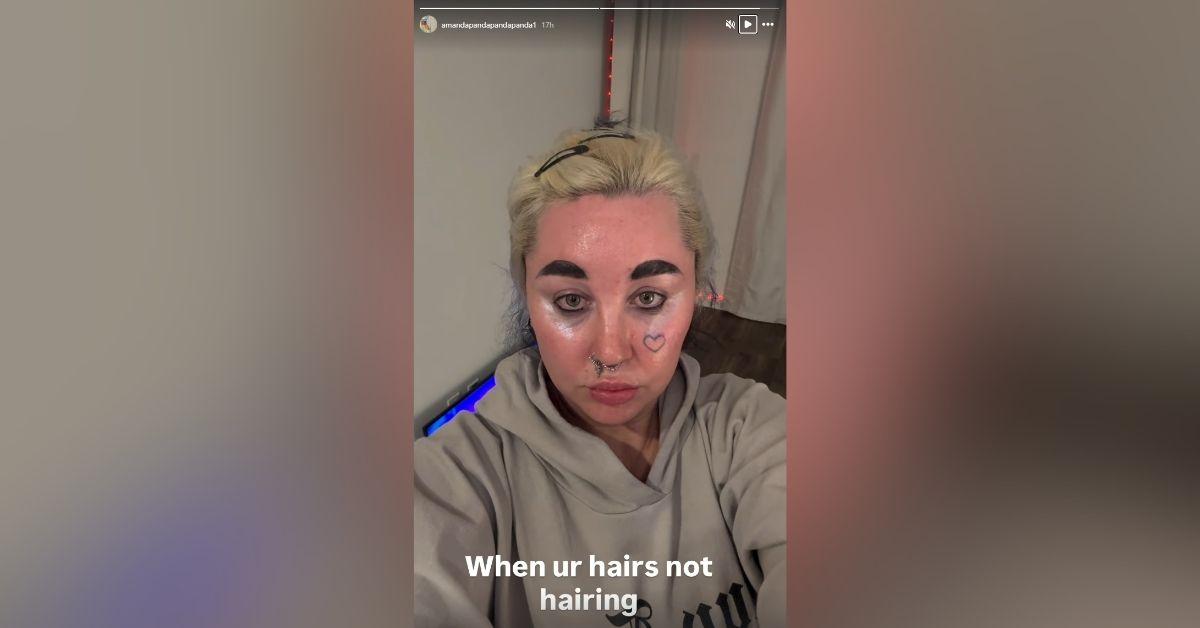 image of Amanda Bynes showed off a new look on Instagram.