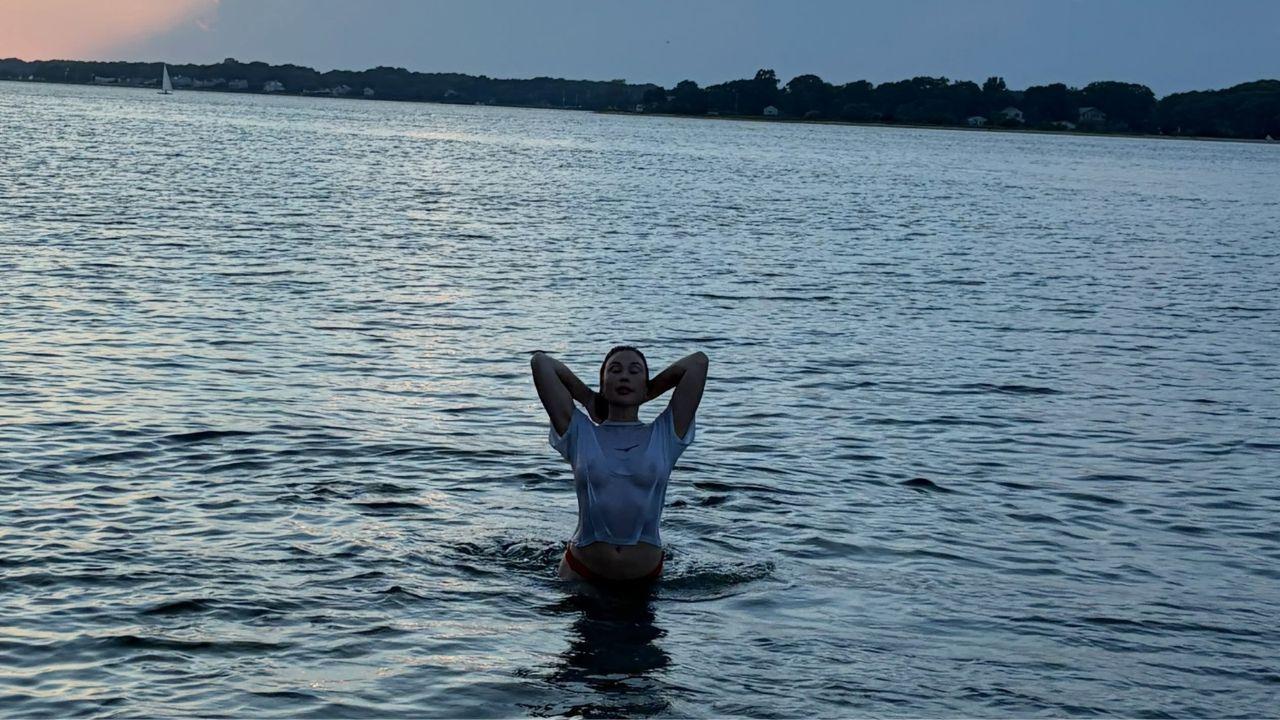 photo of Gabby Windey showed off her figure in a wet and wild photoshoot.