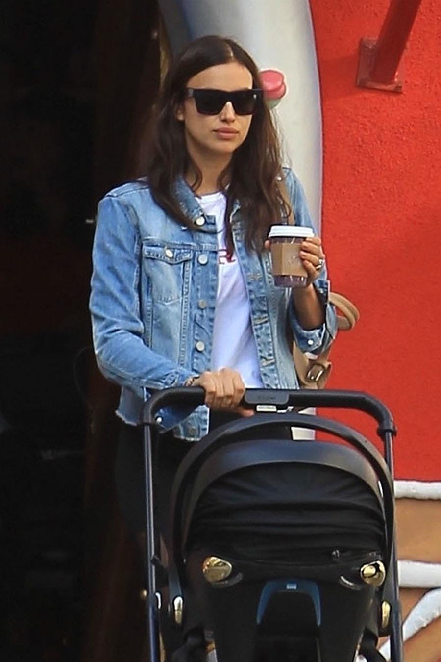 Bradley cooper irina shayk baby