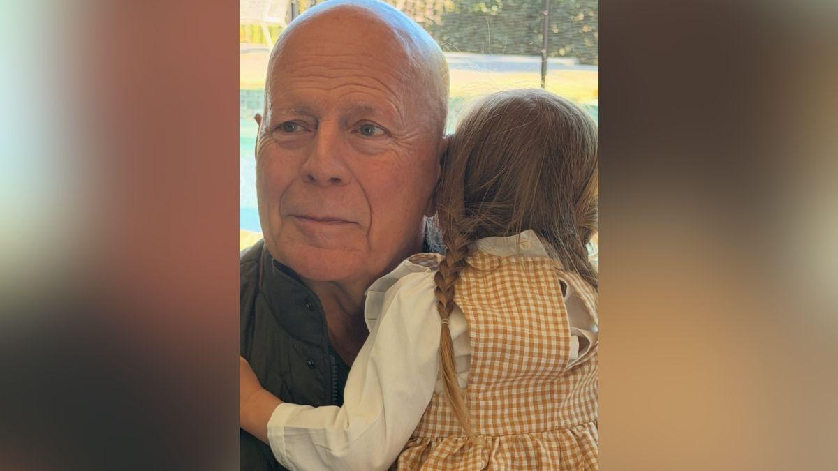 Image of Bruce Willis suffers from dementia.