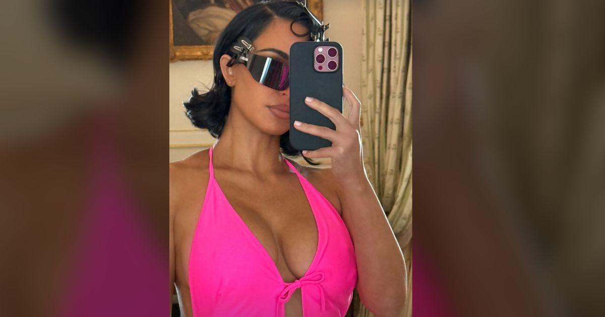 kim kardashian googling herself balenciaga runway show