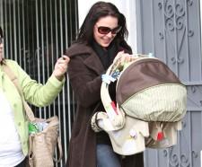 2010__03__Katherine_Heigl_March9main2 225×186.jpg