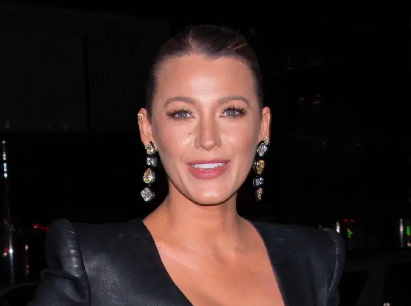 Blake Lively Wears Formfitting Purple Dress: Photo