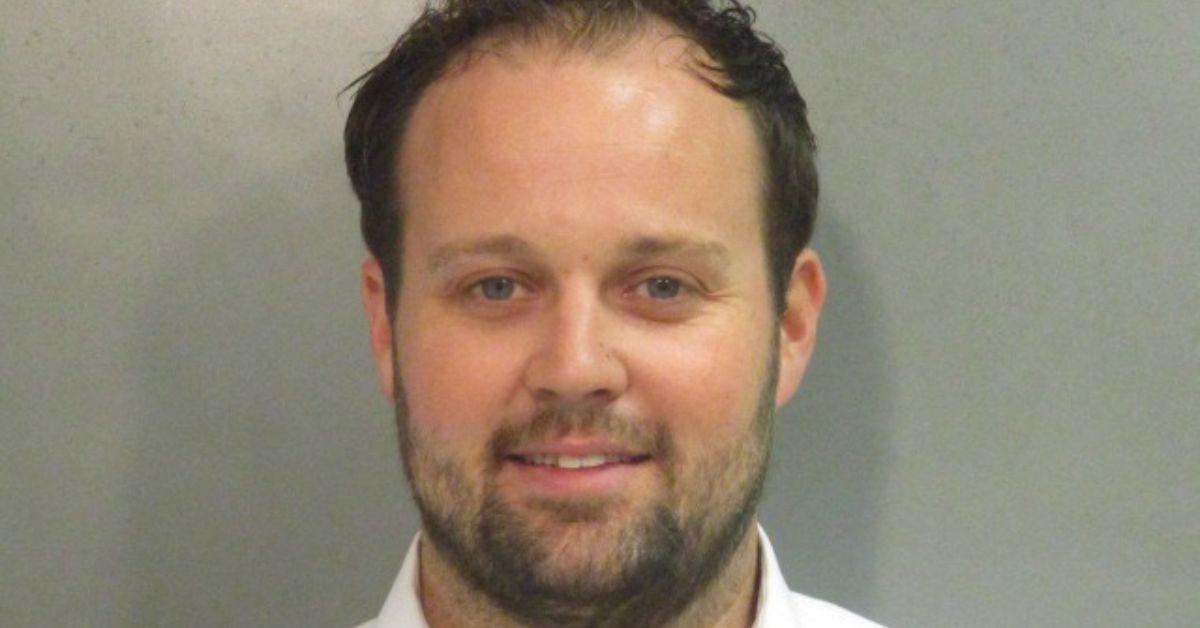 josh duggar siblings contact arrest