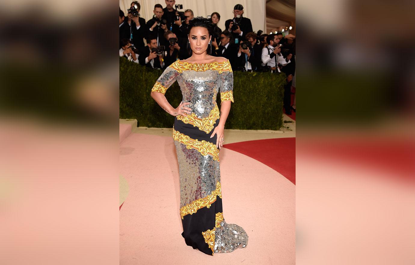 Met gala ban 5