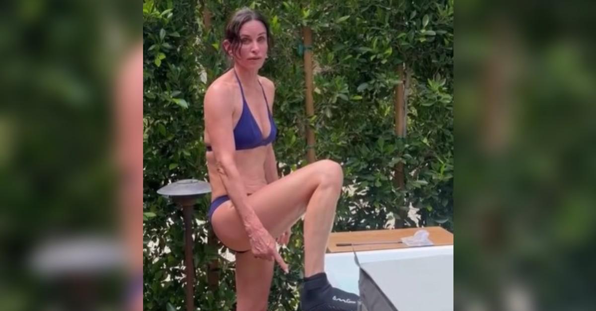 courteney cox flaunts fit figure black bikini coco arquette