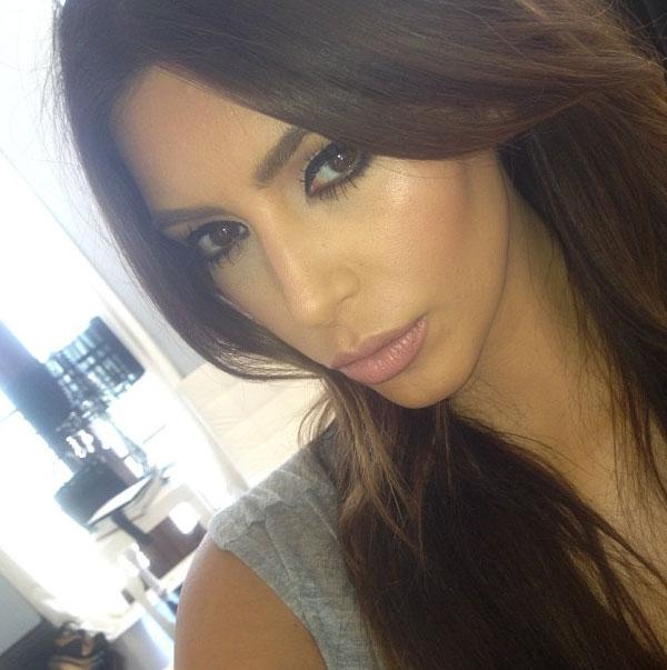 Kim Kardashian Kissy Face