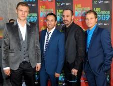 2009__10__b91928111_10 225×172.jpg