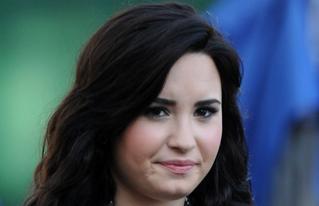 Demi lovato2 teaser_319x206.jpg