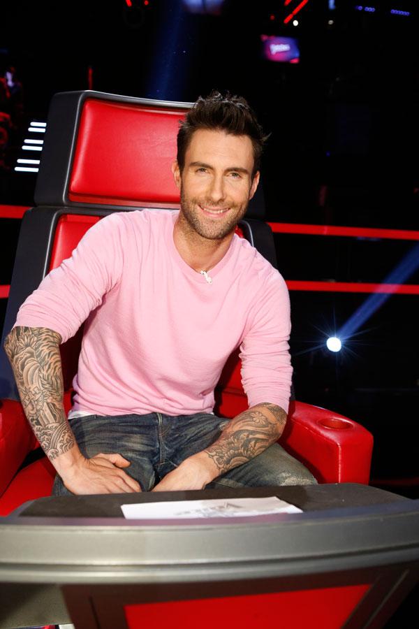 Adam levine 01