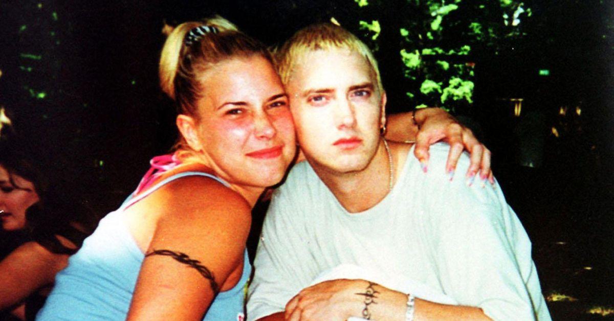 image of Kim Scott was previously married to Eminem twice, with their marriages ending in 2001 and again in 2006.