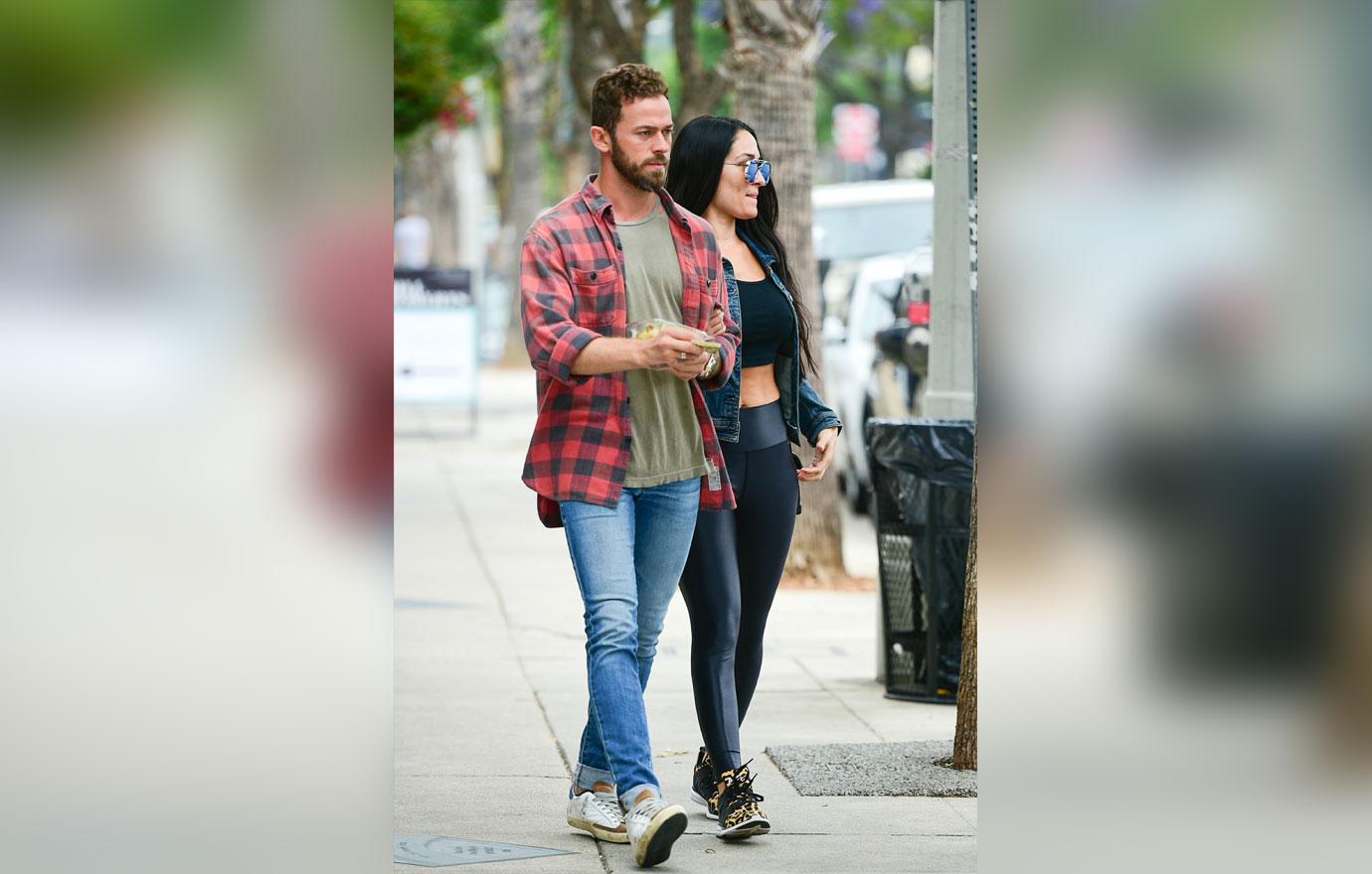 Nikki Bella & Artem Chigvintsev Have Baby Fever — And Want Kids Together!(01)