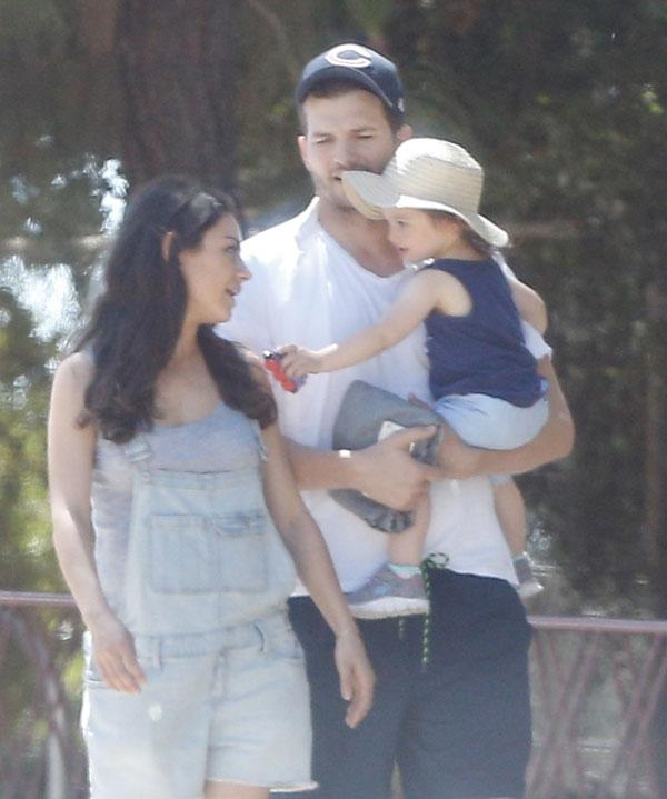 mila kunis ashton kutcher daughter wyatt ice cream