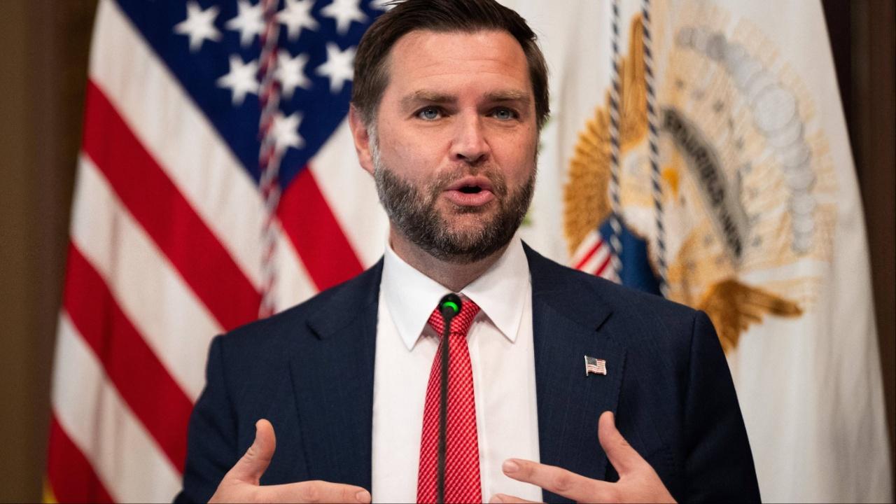 Vance in White House