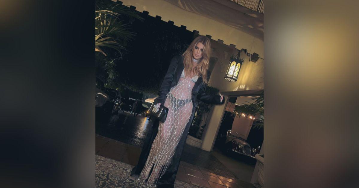 single jessica simpson abs th birthday